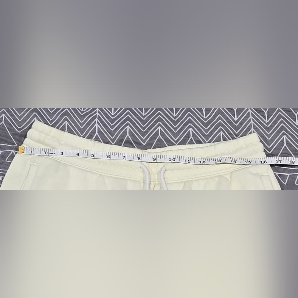 SKIMS Men's Lounge Shorts Size Small - Picture 3 of 7